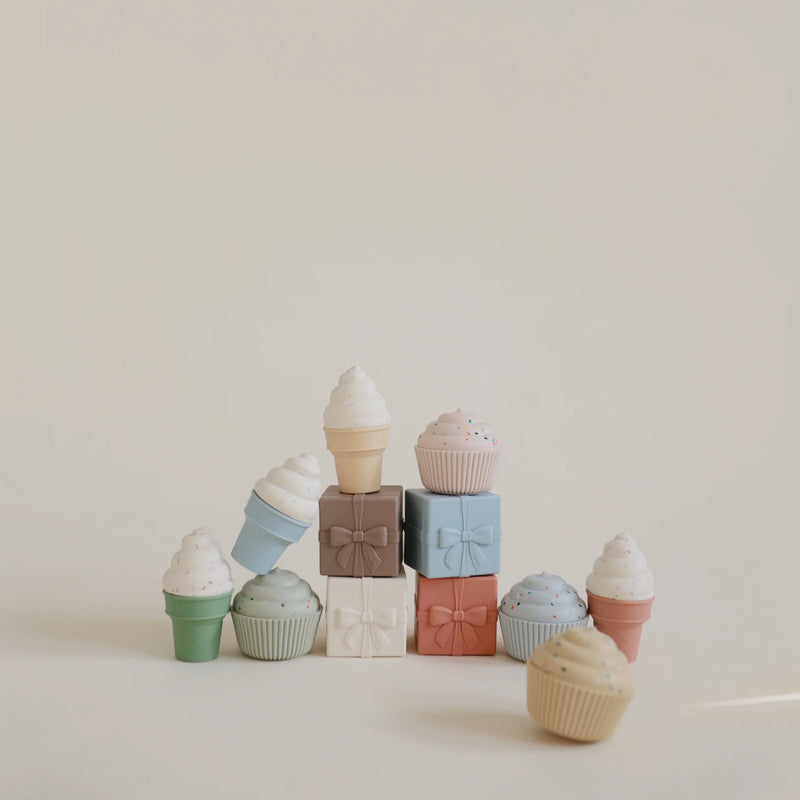 Mix and Match Toy